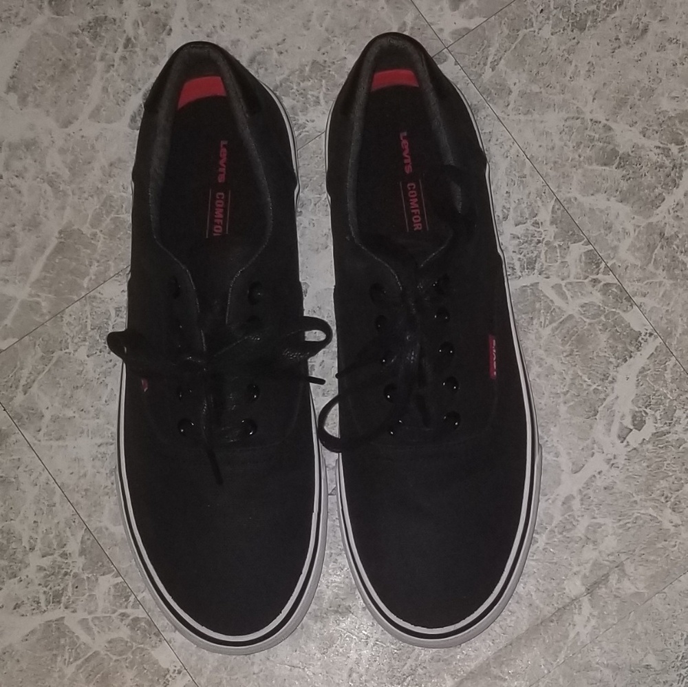 Levi's comfort shoe
